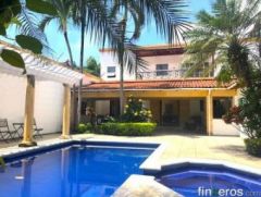 Casas Amobladas En Ciudad Jardin - Finca en Cali, Valle del Cauca